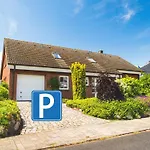 Apartament Huus Binnensee - Erdgeschoss-wohnung Mit Garten & Seeblick - Wintergarten & Terrasse - Hundefreundlich - Ruhige Lage - Suedstrand 5 Min Mit Rad Fehmarn