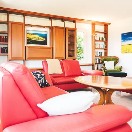Apartment Huus Binnensee - Erdgeschoss-wohnung Mit Garten & Seeblick - Wintergarten & Terrasse - Hundefreundlich - Ruhige Lage - Suedstrand 5 Min Mit Rad Fehmarn